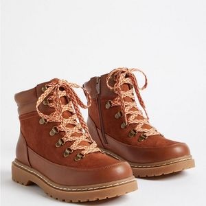 Torrid boots